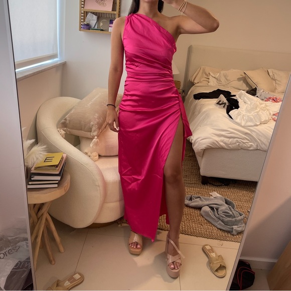 Pink One Shoulder Dress - Picture 6 of 6